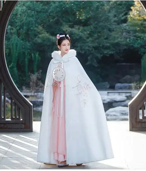 汉服斗篷女长款冬古装季古风披风披肩加厚加绒保暖毛领小个子 红色