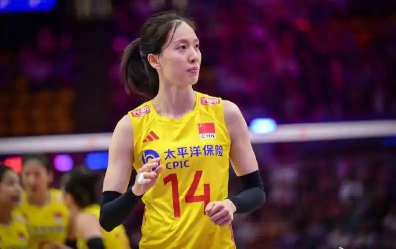 中国女排不敌日本队球员总结:杨涵玉全场最佳,1人恐无