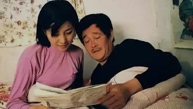 赵本山第一任妻子葛淑珍,被离婚时不吵不闹,带重疾儿子坚强生活