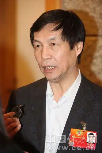 冯平:应加快老年健康营养餐的研发与市场开发