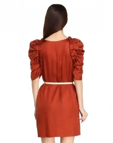 乌红色圆领时尚简约短袖连衣裙