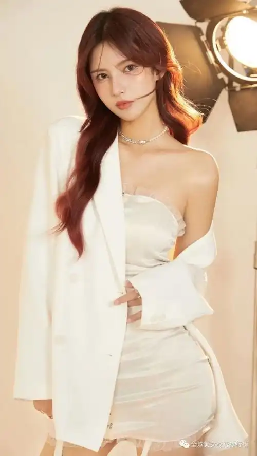 北京电影学院美女余欢欢