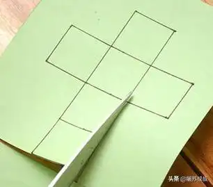 如何才能手工制作一个正方体或长方体?求详细制作步骤》