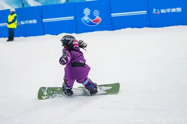 滑雪季##滑冰##来西咸city一夏##咸阳##冰雪运动##花样滑冰##滑雪