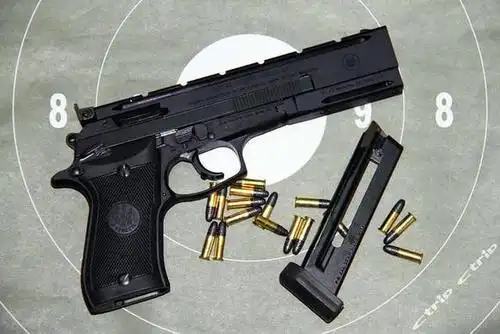 射击俱乐部(原为罗浮山射击场)于1987年至今已有27年的历史.