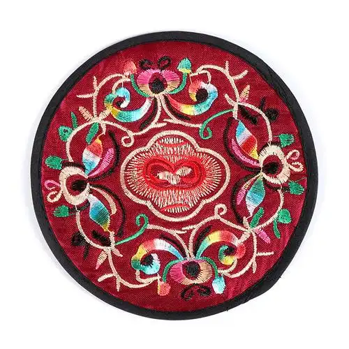 茶杯垫隔热垫子民族文化特色刺绣布艺圆形送老外工艺小礼品 (酒红色)