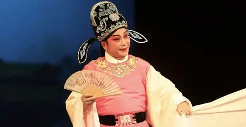 深圳文艺名家冯刚毅56年粤剧人生梅开二度第一人