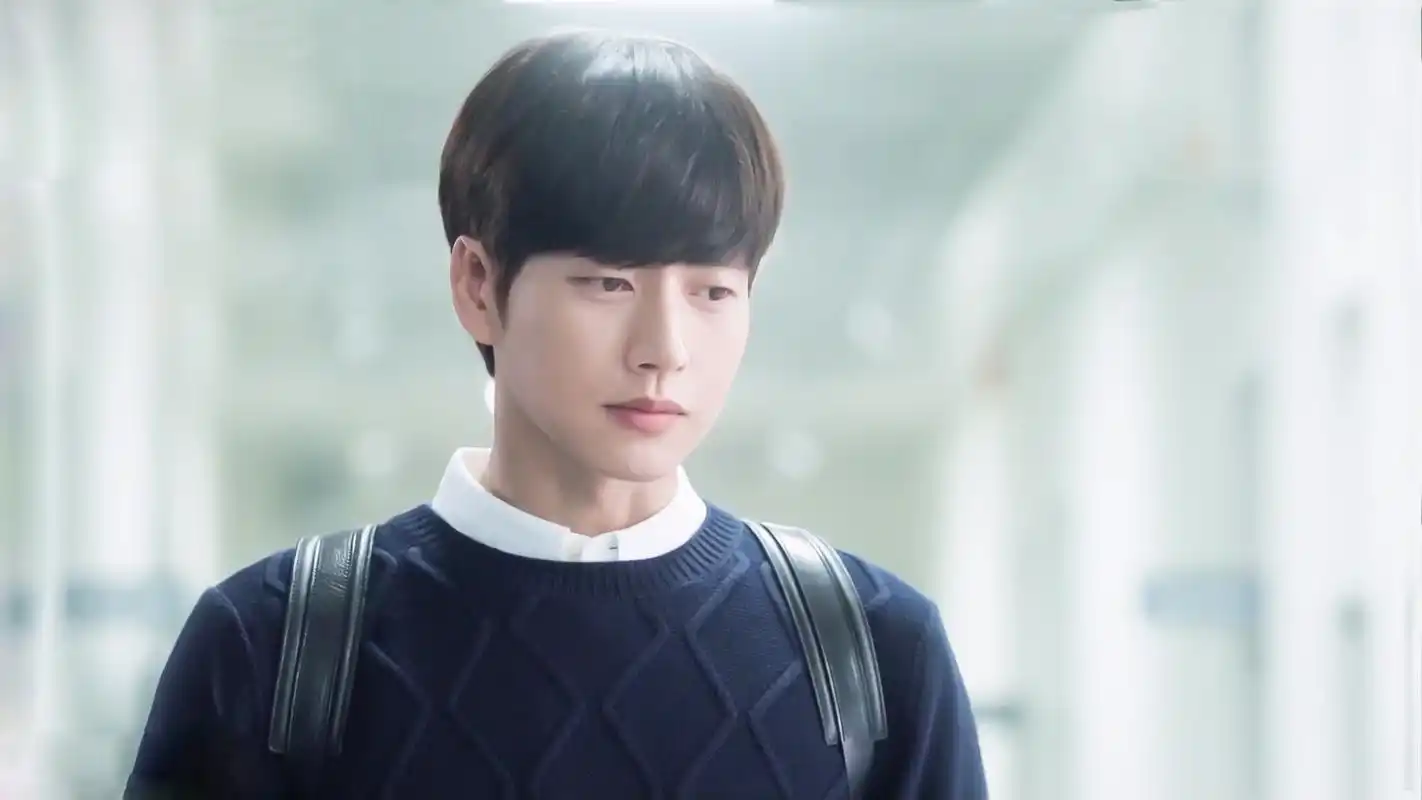 奶酪陷阱朴海镇金高银唯美剧照桌面壁纸