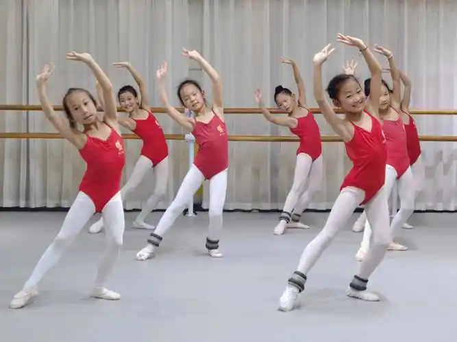 赣州少儿中国舞