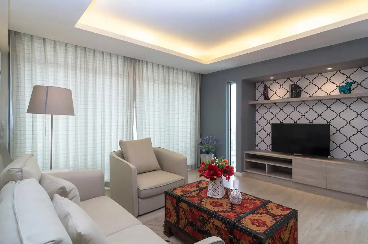 合理的照明设计是吊顶设计中提高空间感的重要手段.