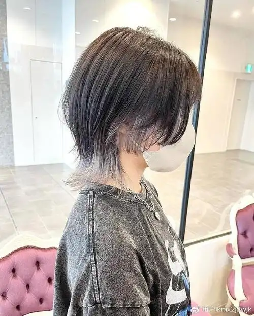 最火狼尾女士短发,个性新潮流,引领回头率新高度