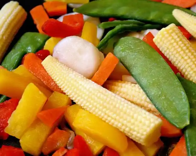 超市商店失速购物商店货架卖出售销售户外的