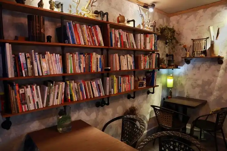 终于找到了深圳9大文艺书吧随意一家就能待上一天