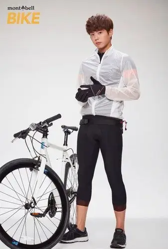 朴宝剑男子汉画报 干瘦身材 意外肌肉身材