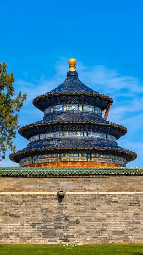 古建云天夏日天坛一京城色调