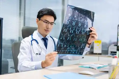 邪恶医生看光图片