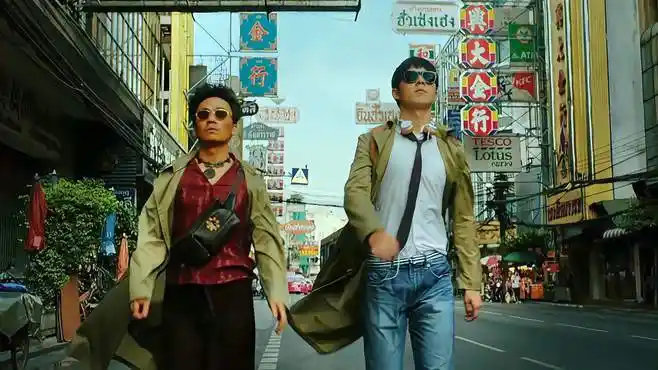 唐人街探案:唐仁撬开服装店,穿上拉胯风衣,和秦风决定破案