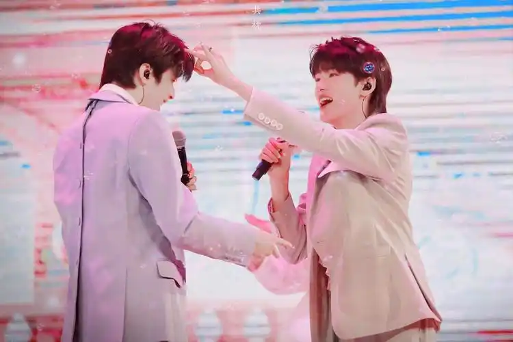 时代少年团 文轩侵权删 - 堆糖,美图壁纸兴趣社区