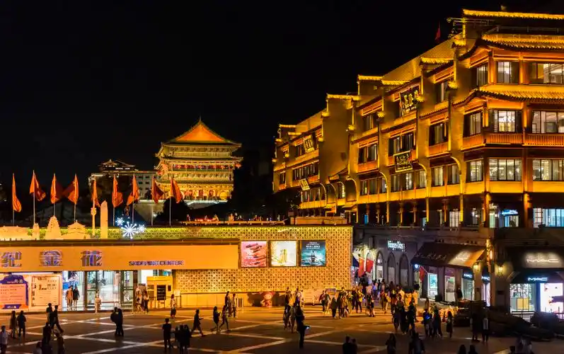 这才是西安夜景最美的建筑门票仅需35元不买票在外面反而更好看