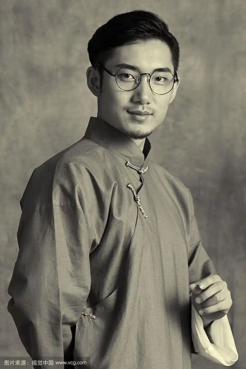 民国风青年男人