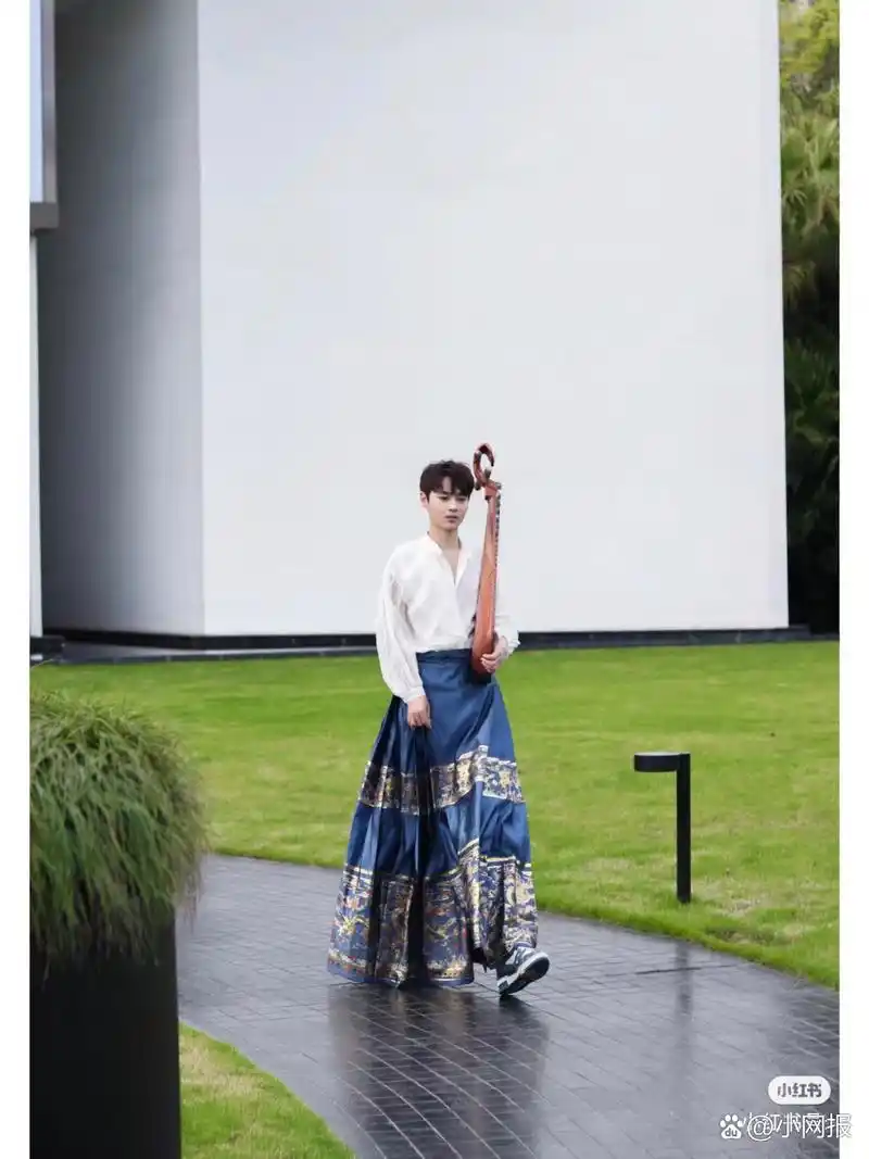 著名青年琵琶演奏家柴晨缺席2023年7月21日广州大剧院独奏音乐会,据