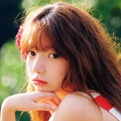 艺术气质头像女生唯美