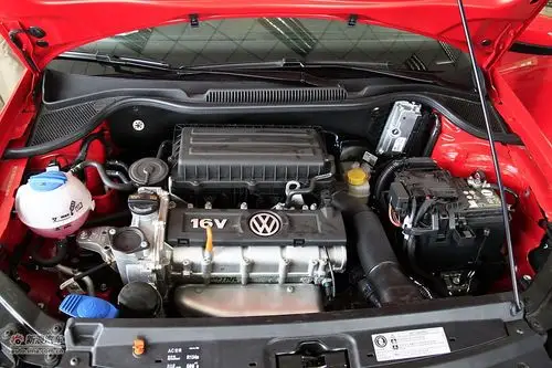 新polo两厢1.4l致酷版发动机