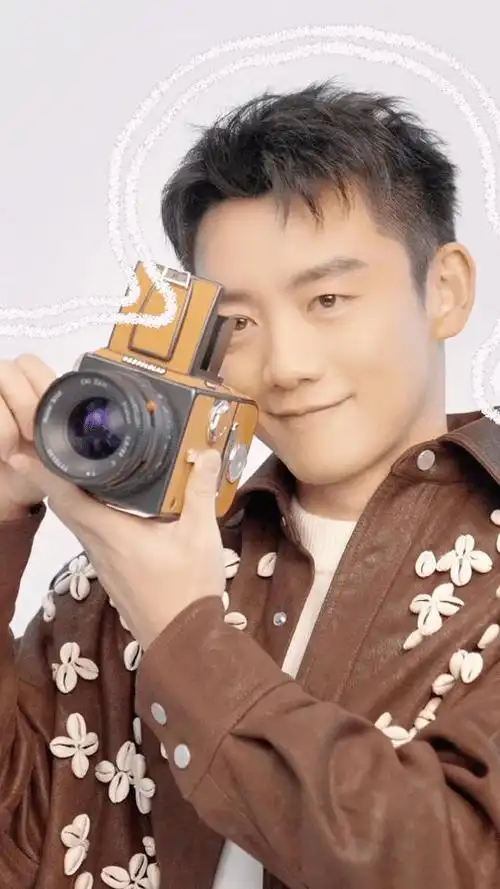 郑恺的官宣海报也太帅了吧