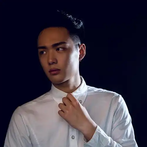 音乐歌手个人形象照