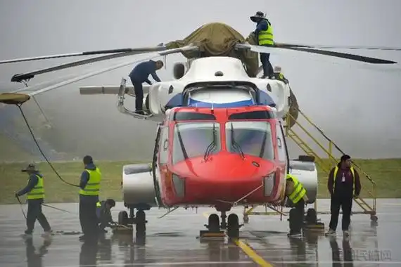 国产大型民用直升机ac313a高原试飞