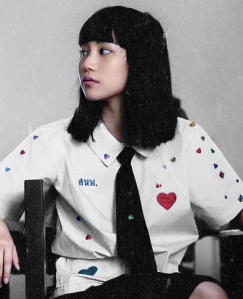 kitty chicha amatayakul的3个厌世时髦眼妆重点 | elle hk