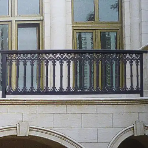 镀锌管喷塑铁艺阳台护栏定制欧式新型小区别墅铁艺阳台护栏