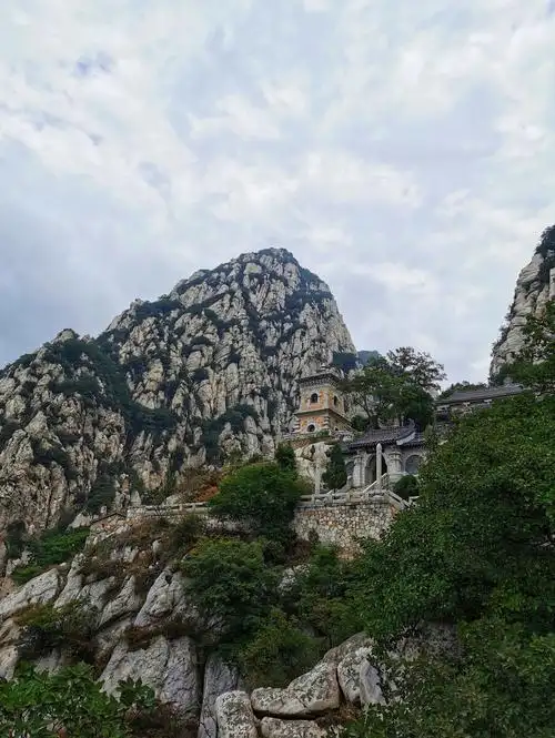 嵩山三皇寨风光拍摄于三皇禅院附近