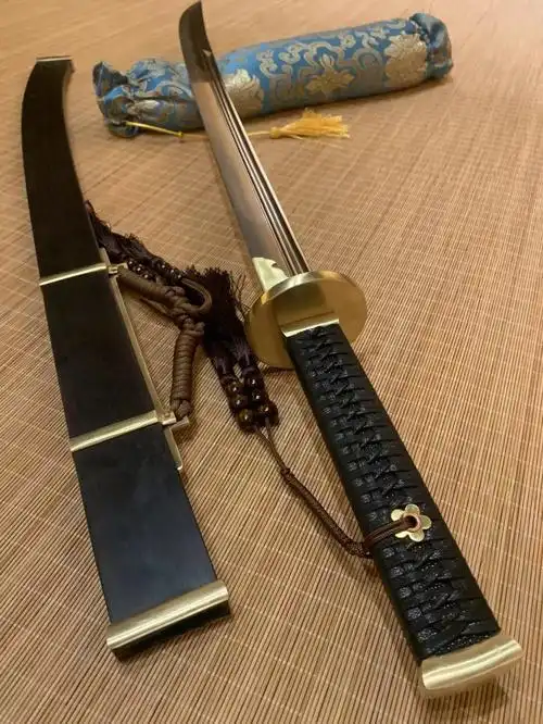 这把是包钢结构的雁翎刀.算是高配雁翎刀,#冷兵器 #锻造 # - 抖音