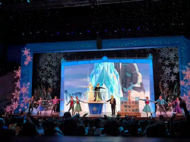 迪士尼乐园里的"冰雪奇缘欢唱盛会91"