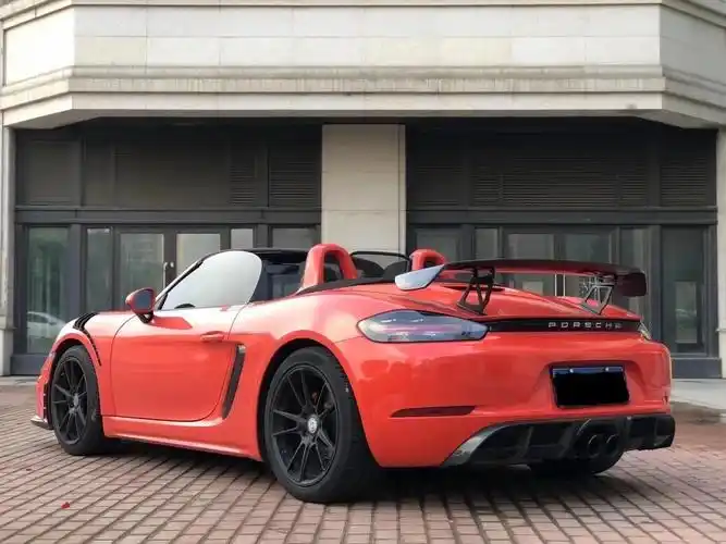 保时捷718卡曼boxster改装新款gt4碳纤维大尾翼定风翼升级包围案例