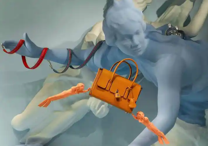 爱马仕诚邀中国艺术家徐震为上海爱马仕之家打造夏季橱窗与艺术展