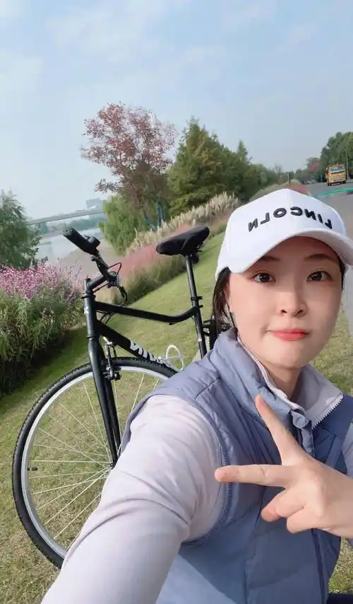 女排惠若琪:身高1.92米,4年前嫁给北大博士,如今怎么样了?