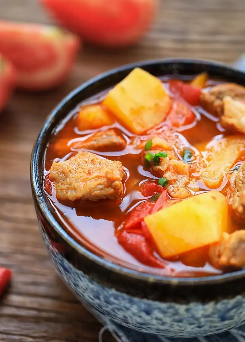 番茄炖牛腩这样做酸酸甜甜好吃到连汤汁都喝光