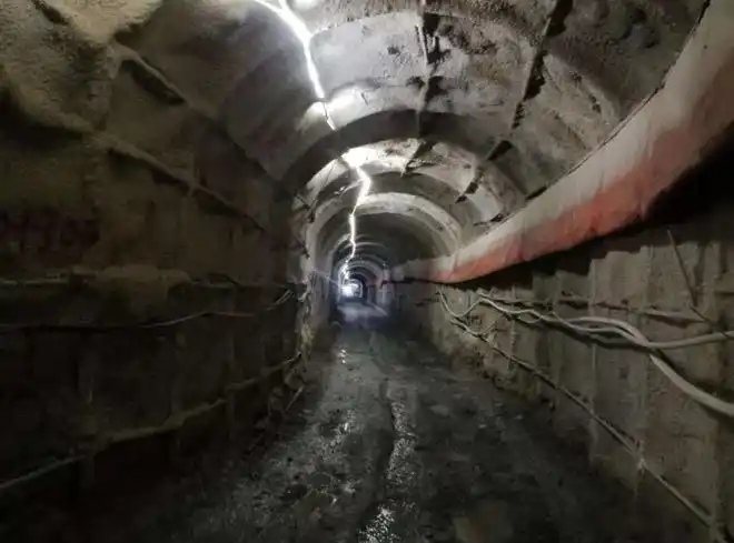 全长98公里中国这条隧道最大埋深2012米修建难度世界罕见