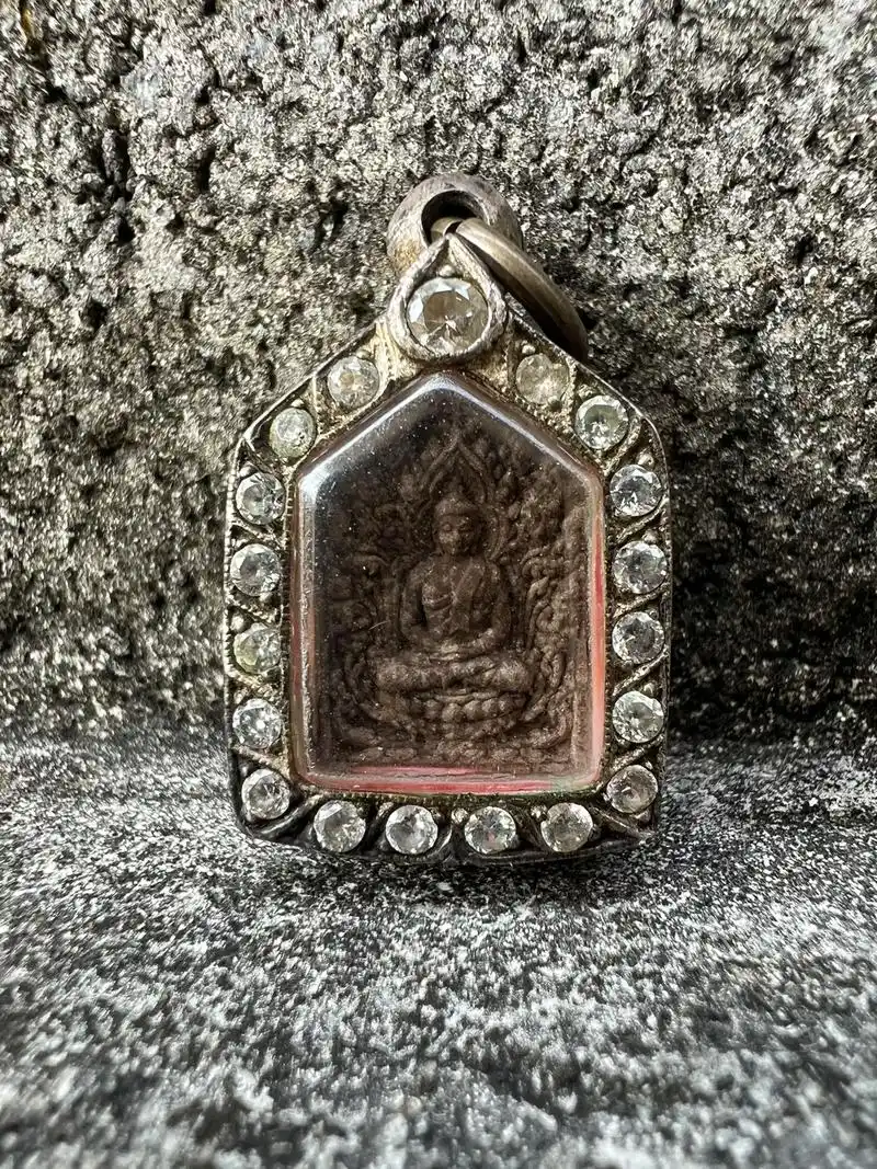 泰国佛牌 坤平 收藏品.坤平2552 龙婆玛那2009年10 - 抖音