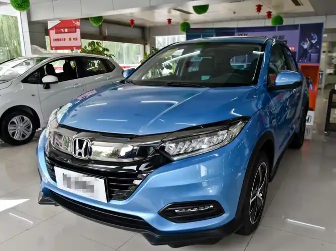 合资小型suv新标杆15t油耗6升新本田缤智真帅气