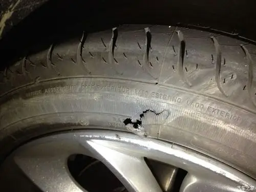 【图】爆胎了,刚刚的_名爵6/名爵6新能源论坛_汽车之家论坛