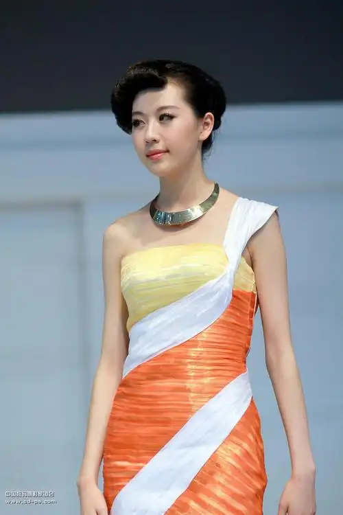 长春车展人像 精致超模张紫薇