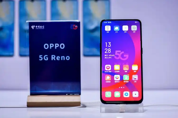 技能培训 在线课堂在大会现场,oppo展出了其首部5g手机——oppo reno