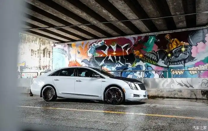 朋友这辆改装版凯迪拉克xts需要一点认可!