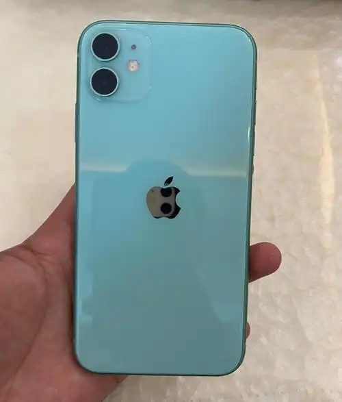 网友花四千元买到一部苹果11,结果发现被骗!