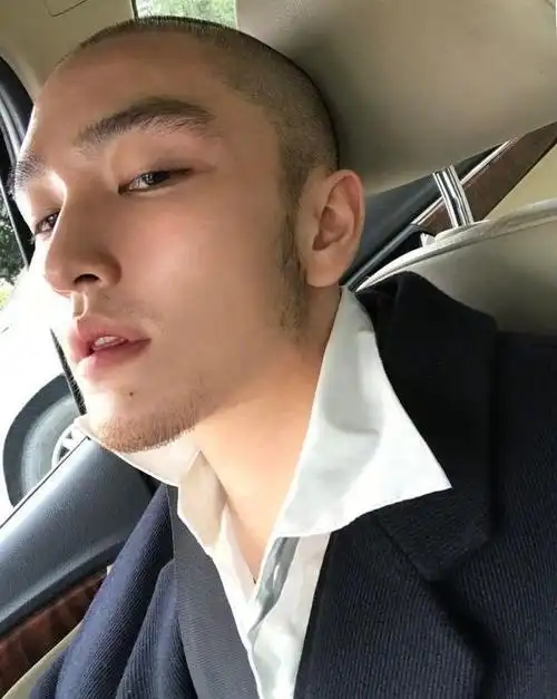 美到雌雄莫辨的星野出柜了男朋友颜值超高还是厦大的校草