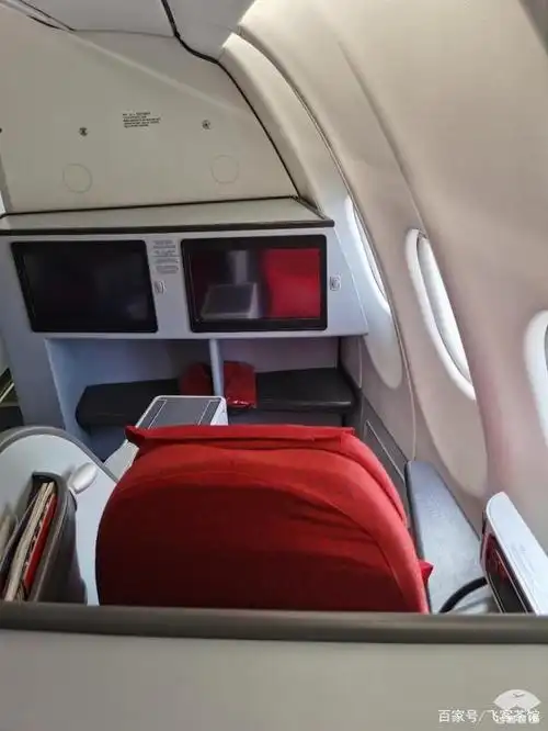 能完全平躺的a330公务舱!非饭点儿打卡川航,吃不到正餐着实可惜