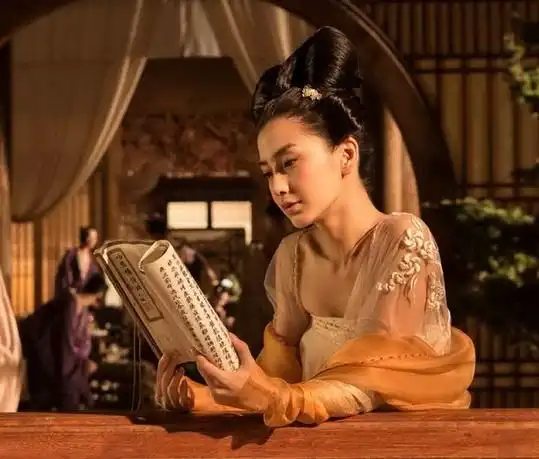 angelababy金泛为爱深陷谜案漩涡 刘嘉玲重返青春